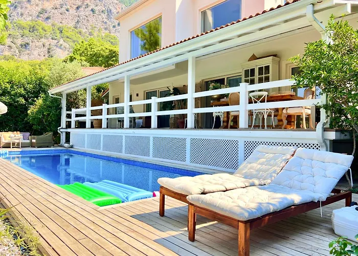Villa Storm - Very Stylish W/pool & Garden In Gocek Hills Fethiye