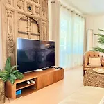 ヴィラ Storm - Very Stylish W/pool & Garden In Gocek Hills