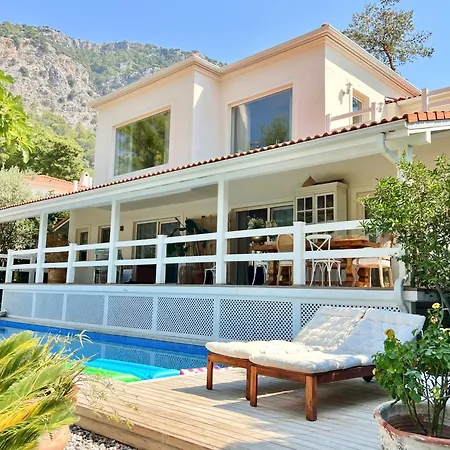 Вилла Storm - Very Stylish W/pool & Garden In Gocek Hills *
